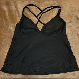 Time and Tru Women's Swim tankini top